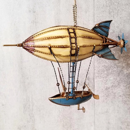 Fantasy World-Airship Model