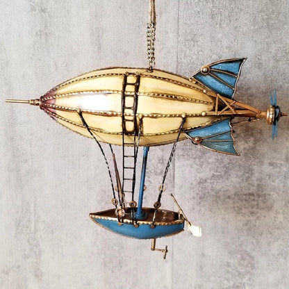 Fantasy World-Airship Model