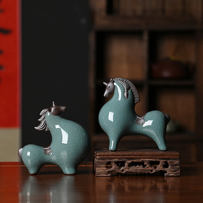 High-grade Ice Cracks Ceramic Horse Sculpture