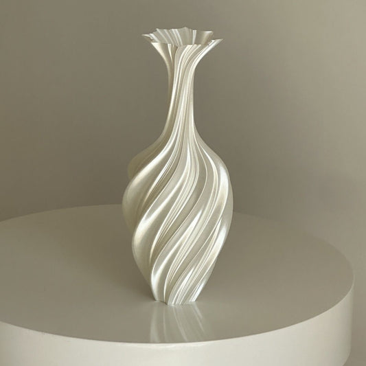 Flying Silk Vase Gorgeous Decor