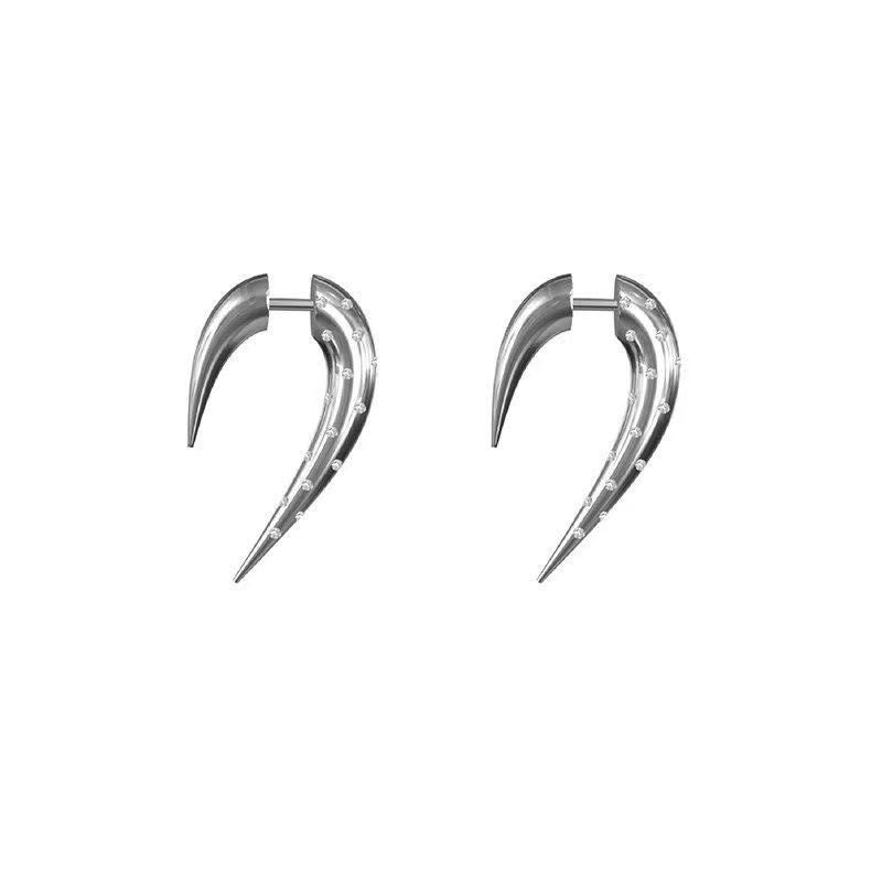 Warrior‘s Boomerang - Punk Earrings