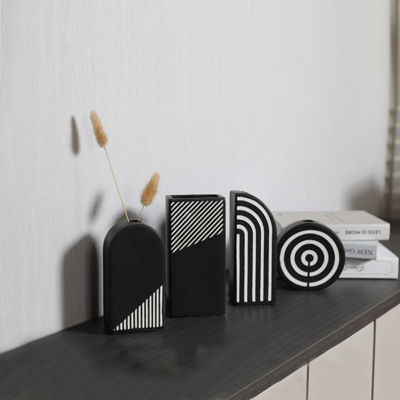 Geometry Black&White Vase
