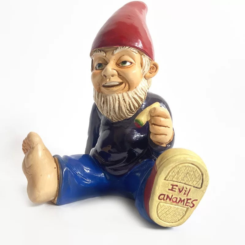 🔥No Manner Gnome Garden Sculpture